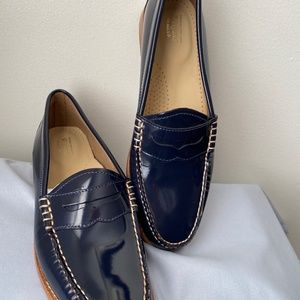 GH Bass Weejuns Penny Loafers - Navy Blue Patent Leather Size 10